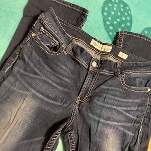 Women’s Buckle brand jeans